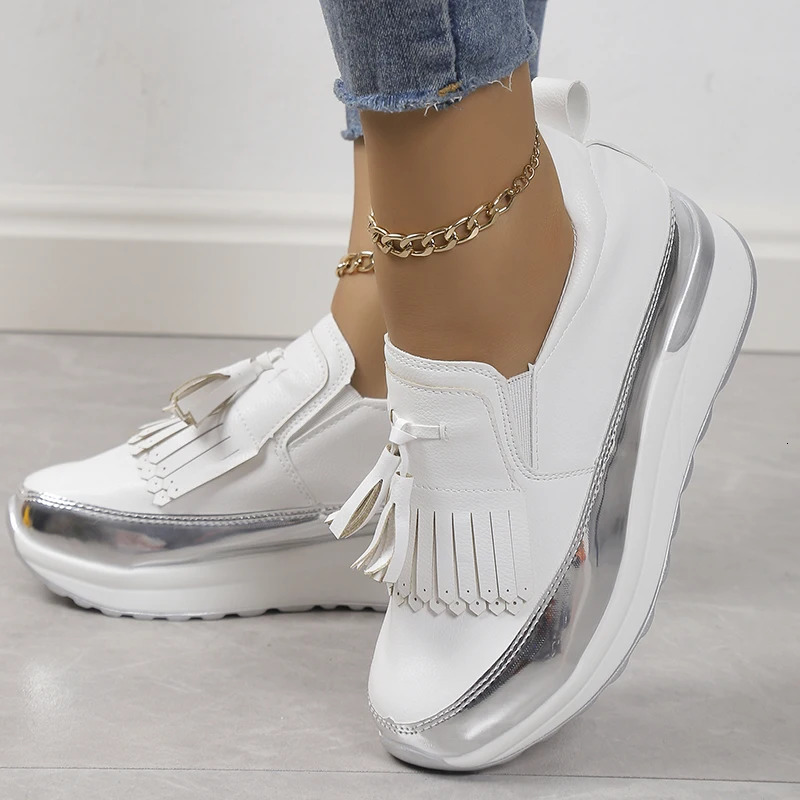 Spring and Autumn Sports Shoes Womens Hidden High Heel Sports Shoes Lace Up Womens Large Thick Sole Lefu Shoes 240615