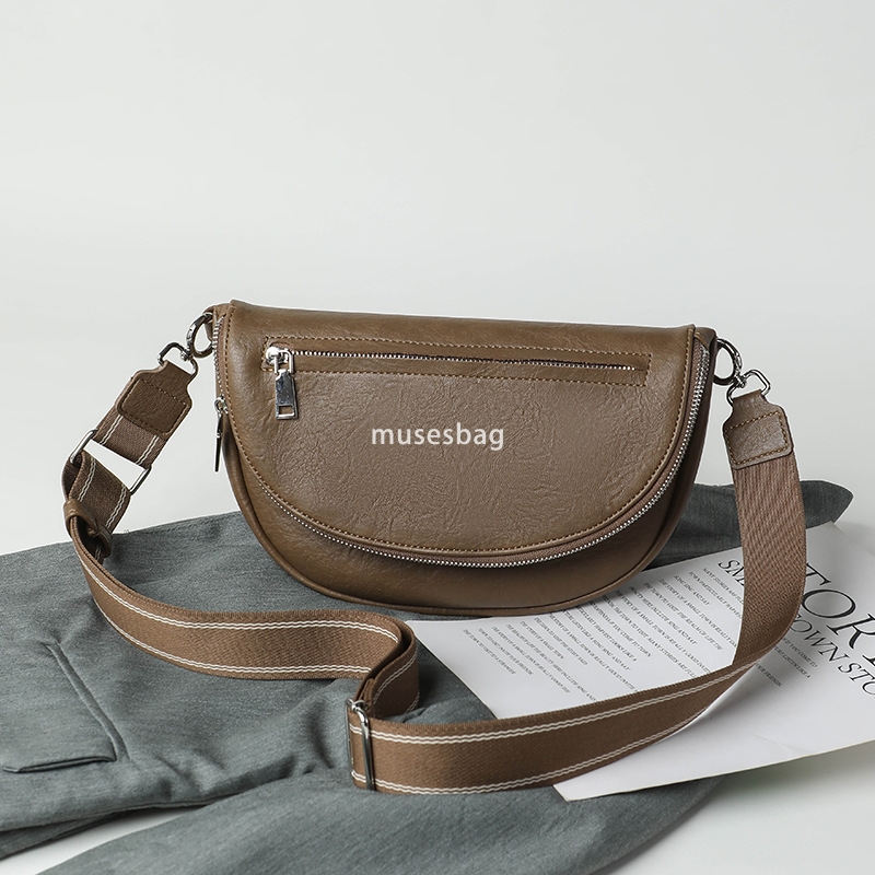 Advanced Women's Temperament Fashion Trend Bag New Classic Versatile Lightweight Large Capacity Crossbody Waist Bag Multi functional Shoulder Bag