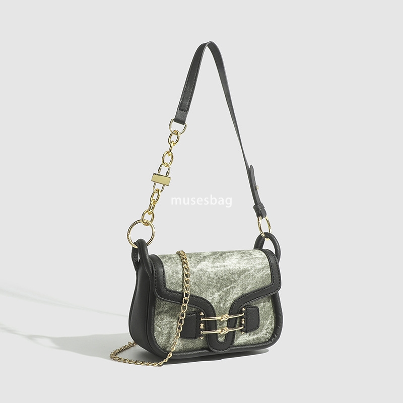 New Street Trend Green Simple and Fashionable Versatile Single Shoulder Bag with Stereoscopic Oblique Cross Commuting Western Style Small Square Bag f