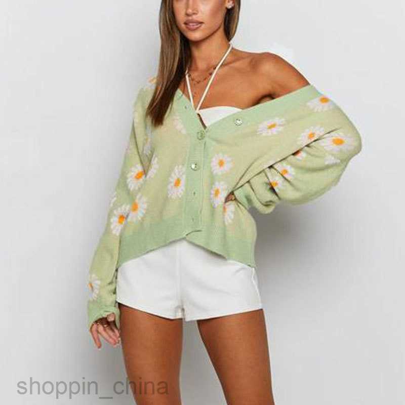 Women's Sweaters Sweet Daisy Jacquard Cardigan Sweater Autumn/Winter New Fashion V-neck Knitted Coat