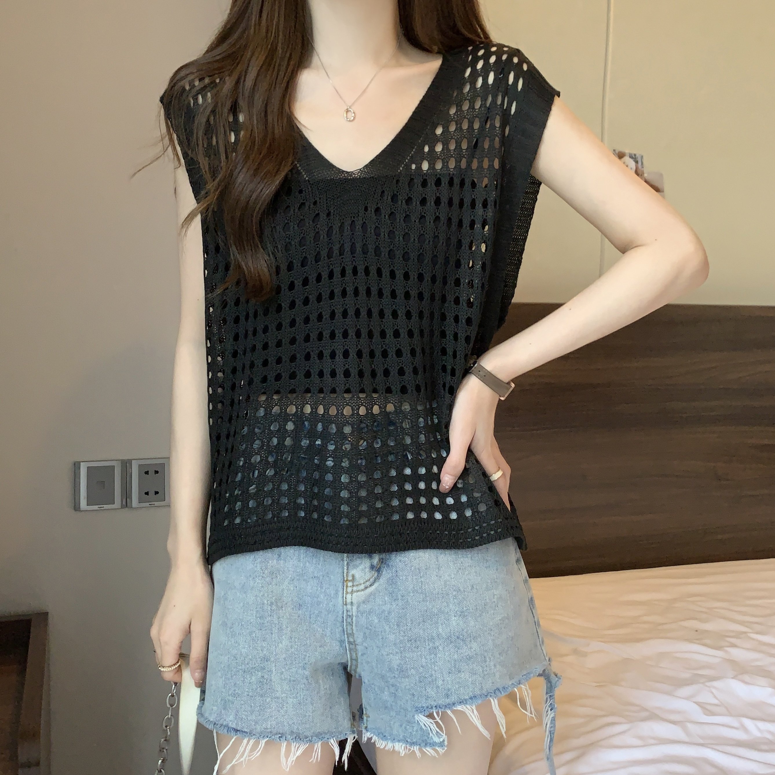 v-neck Thin Hollow Plus Size Tank Knit Sweater Women Clothing Sleevel Top For External Wear Solid Casual Vest Summer New D2OS#