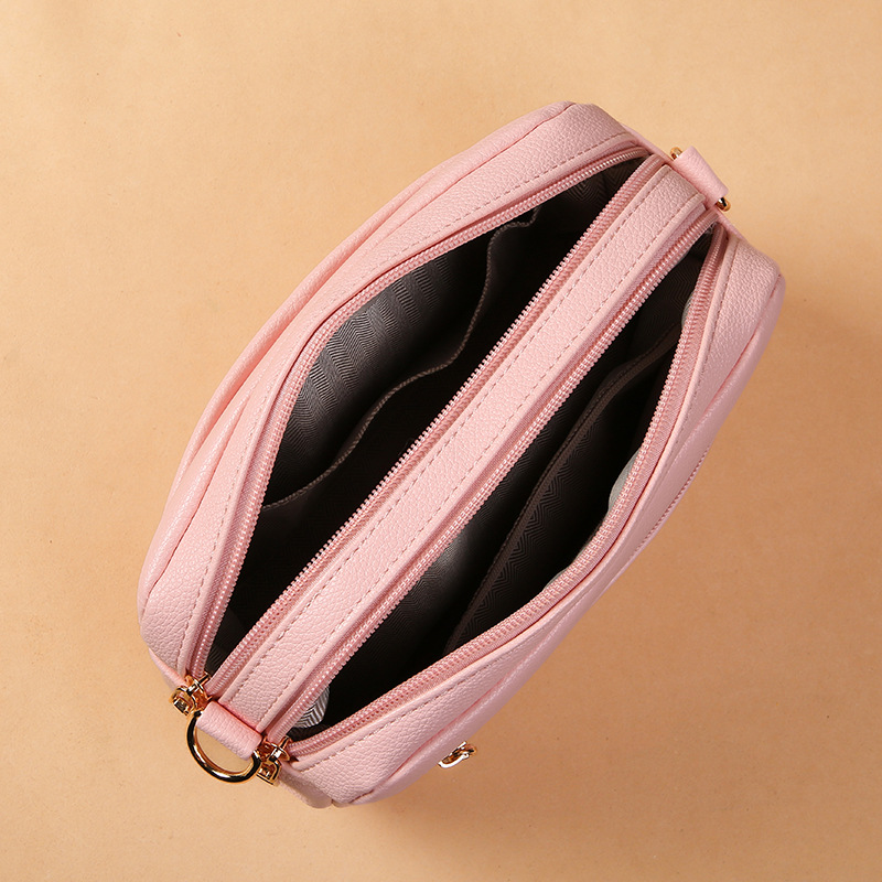 Designer Women's High Quality Fashionable and Practical Lightweight Bag Cross border Solid Color PU Retro Multi functional Crossbody Bag Single S