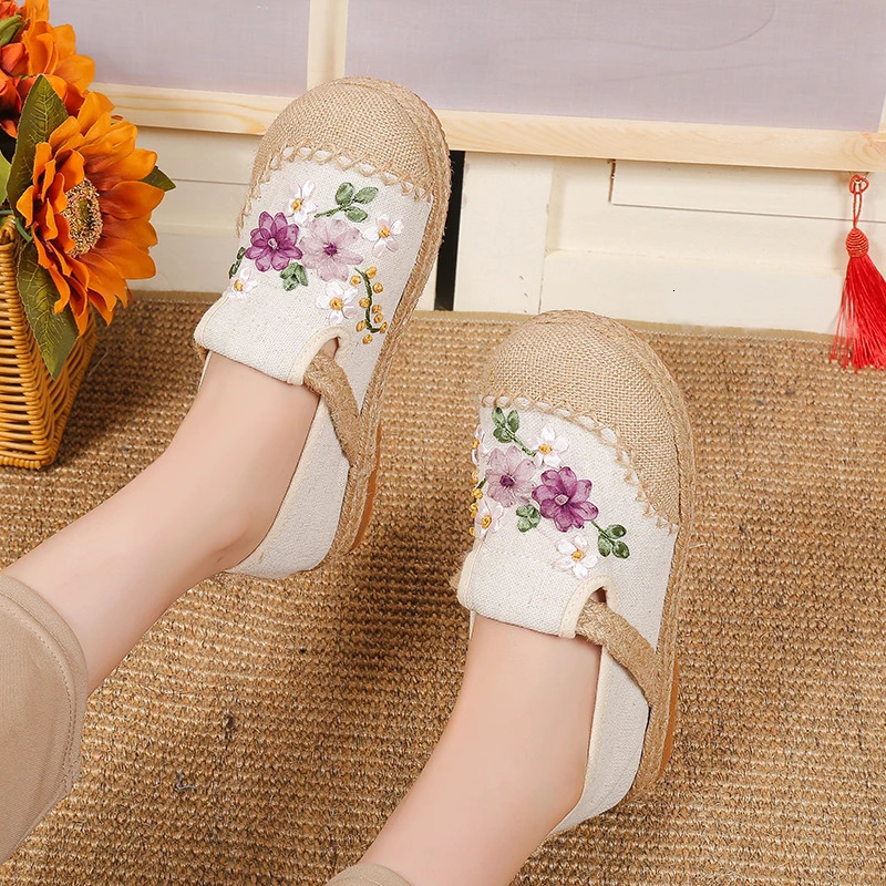 2024 Autumn Comfortable Canvas Casual Shoes Womens Embroidery Flowers Flats Womens Espadrille Shoes Womens 240615