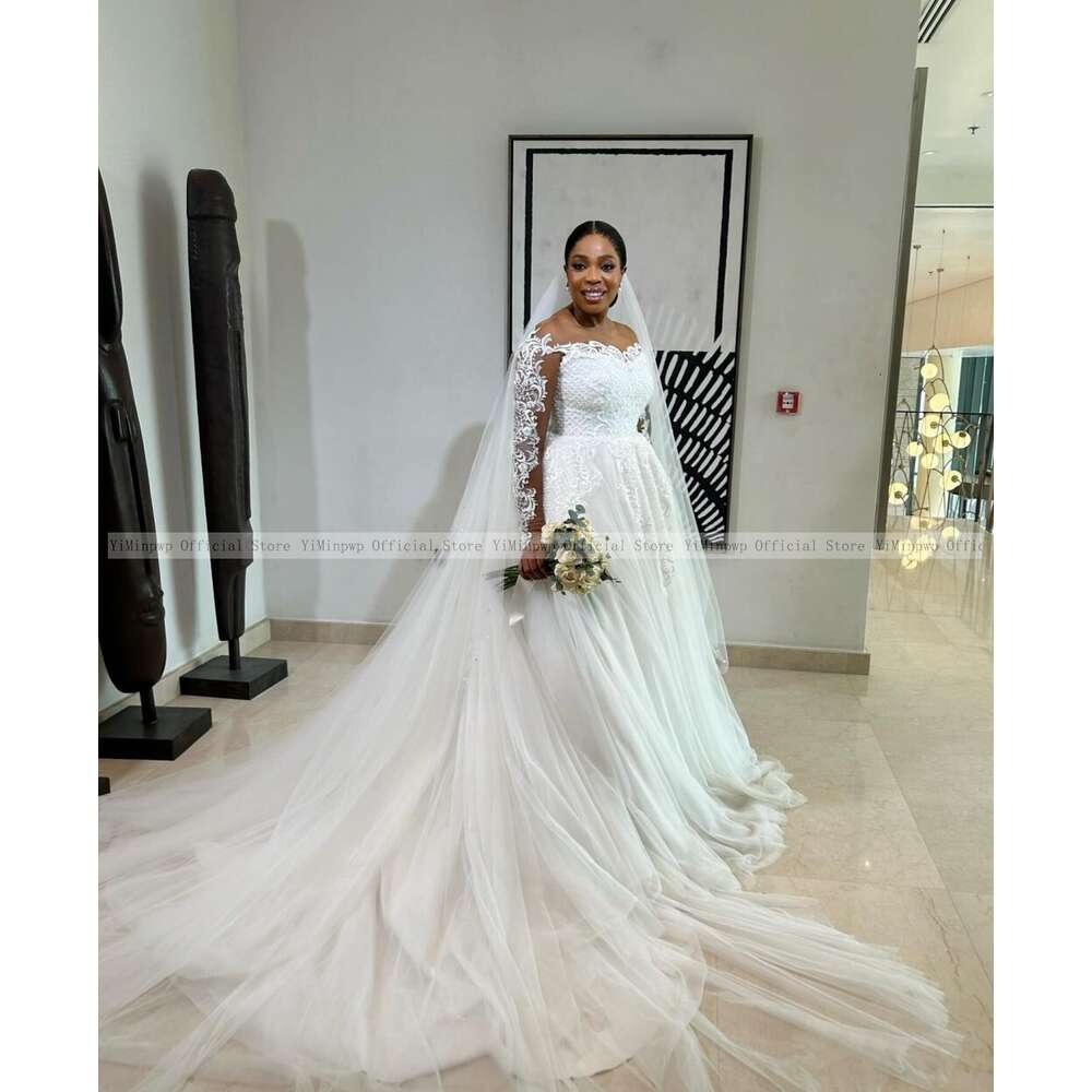 Spring Wedding Dresses for Bride Sheer Neck A e Button Closure Tulle Appliques African Garden Beach Bridal Gowns Plus Size