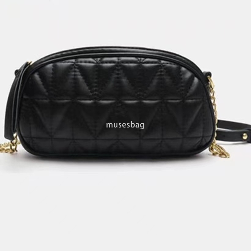 Summer daily outfit new pillow shaped square bag mobile phone bag diamond grid small bag versatile single shoulder crossbody bag mini chain bag
