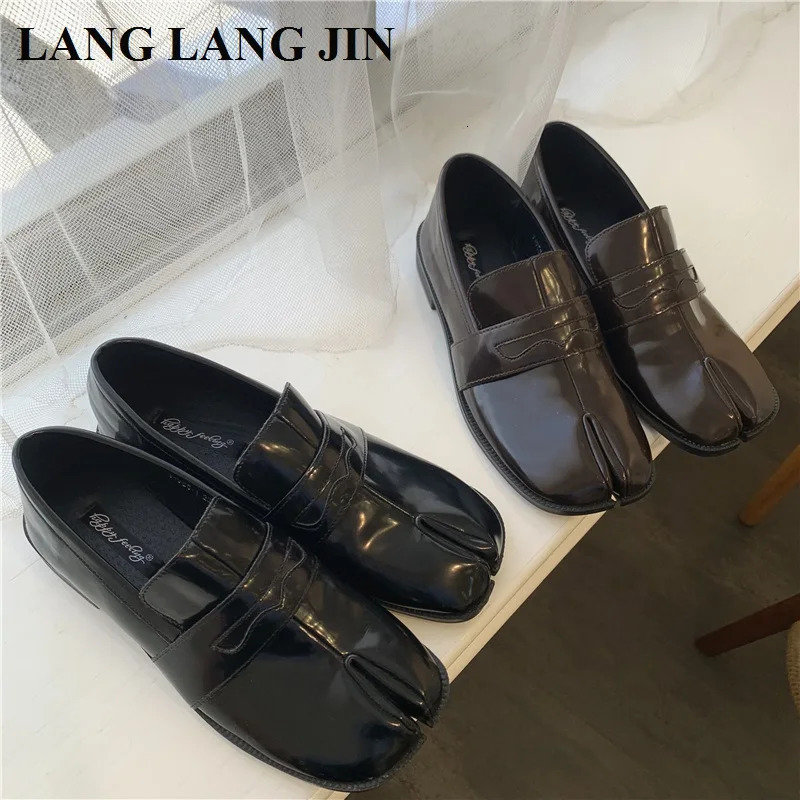 Women Flats Tabi Ninja Moccasins Round Split Toe Shallow Lazy Slip On Slingback Mules Leather Shoes Soft Loafers Slip On Ballet 240617 a9