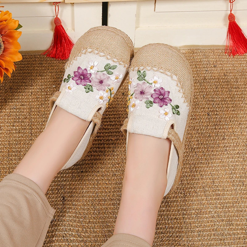 2024 Autumn Comfortable Canvas Casual Shoes Womens Embroidery Flowers Flats Womens Espadrille Shoes Womens 240615