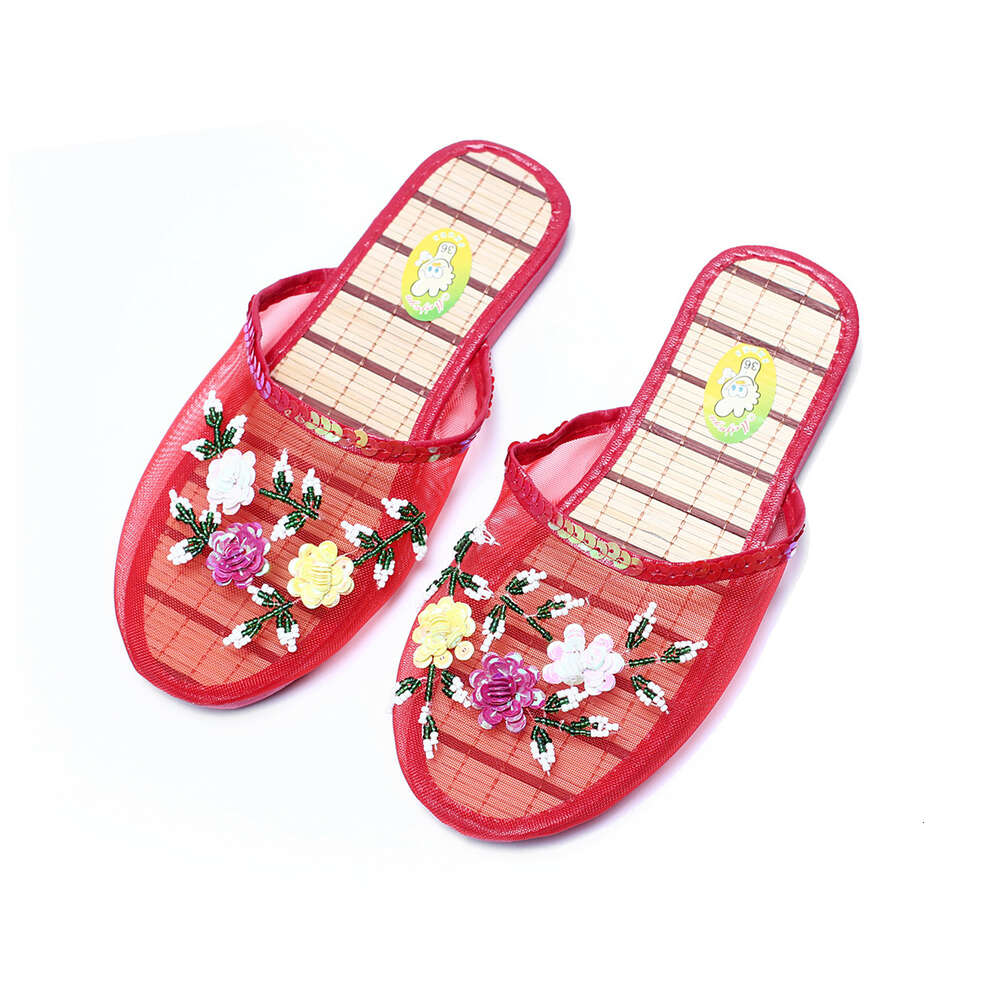 2023 New Arrival Design Indoor and Outdoor Fashion Women Beaded Slippesr Mesh Slipper