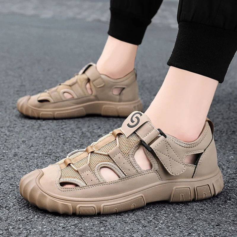 High quality mens mesh sandals fashionable mens summer waterproof shoes mens breathable outdoor leisure anti slip beach shoes 240615