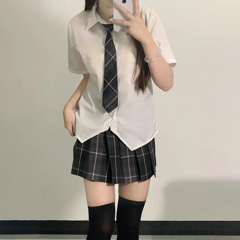 Japanese School Uniforms for Girl Autumn Winter Multicolor Long Blazer Sets Pleated Skirt JK Sailor Tie Anime Cos Costumes Women 240617