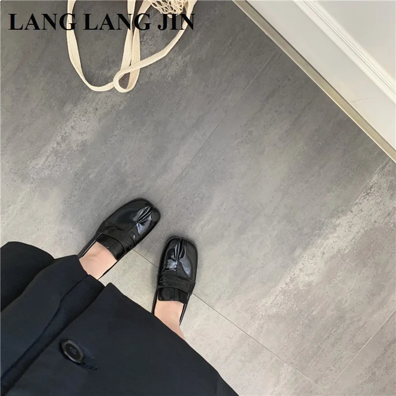 Women Flats Tabi Ninja Moccasins Round Split Toe Shallow Lazy Slip On Slingback Mules Leather Shoes Soft Loafers Slip On Ballet 240617 a9