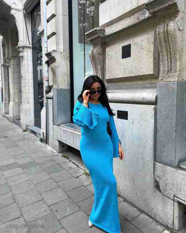 Basic Casual Women Dresses New Flare Sleeves Slim Woolen Dress Round Neck Knitted Split Wide Sleeve Dress