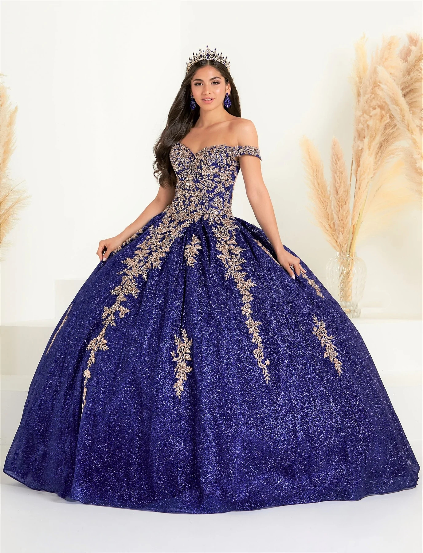 Sparkly Mexican Quinceanera Dresses Ball Gown Off The Shoulder Appliques Lace Beaded Puffy Charro Sweet 16 Dresses 15 Anos