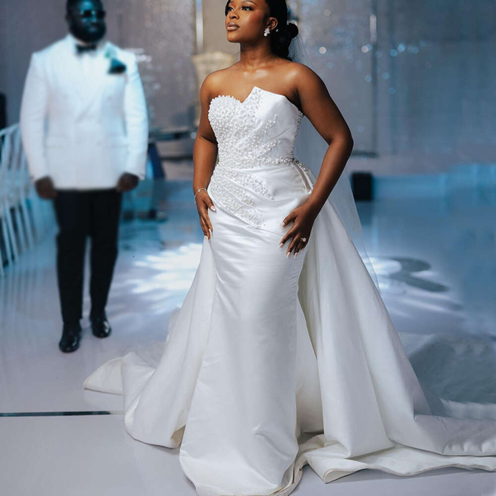 Elegant Satin Mermaid special Dresses with Detachable Long Train Strapless Pearls Beading Africa Bridal Gowns robes de mariee