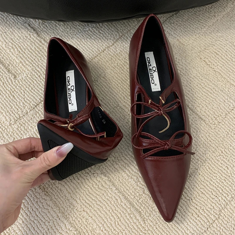 Fashion Flats With Women Lolita Shoes Butterfly-Knot Female Shallow Footwear Pointed Toe Casual Ladies Mary Janes Shoes 240617