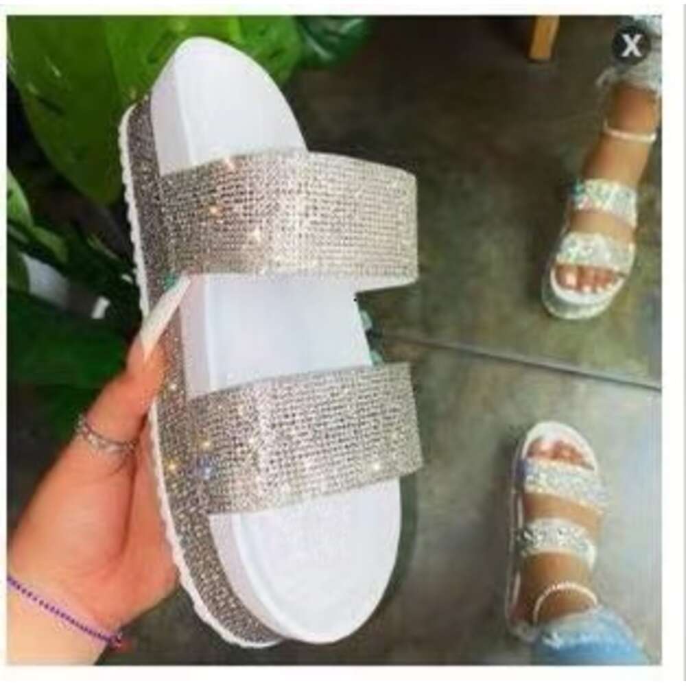 Large Size Thick Soled Rhinestones Straight Line Beach Fashionable Retro Casual European and American Slippers for Women
