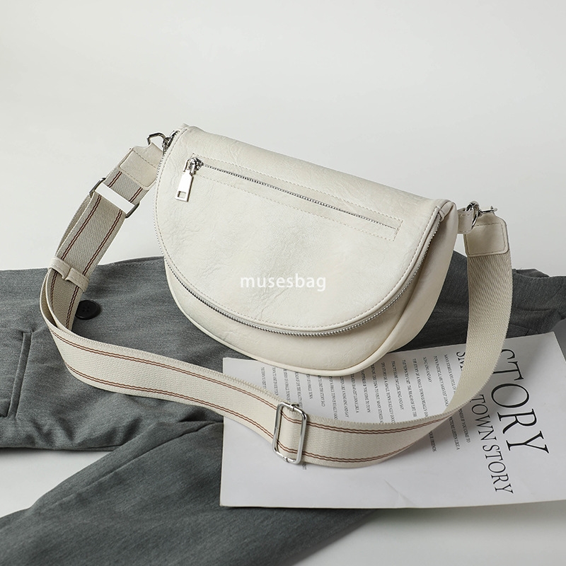 Advanced Women's Temperament Fashion Trend Bag New Classic Versatile Lightweight Large Capacity Crossbody Waist Bag Multi functional Shoulder Bag