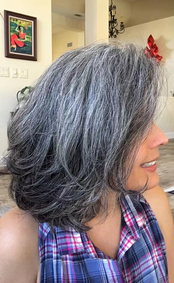 New Style Salt and Pepper Grey 100Human Hair Wig Darke Gray Color Natural Wave Bob Straight HDTransparent Lace Closure Wigs Glueless 4x4 fashion europ