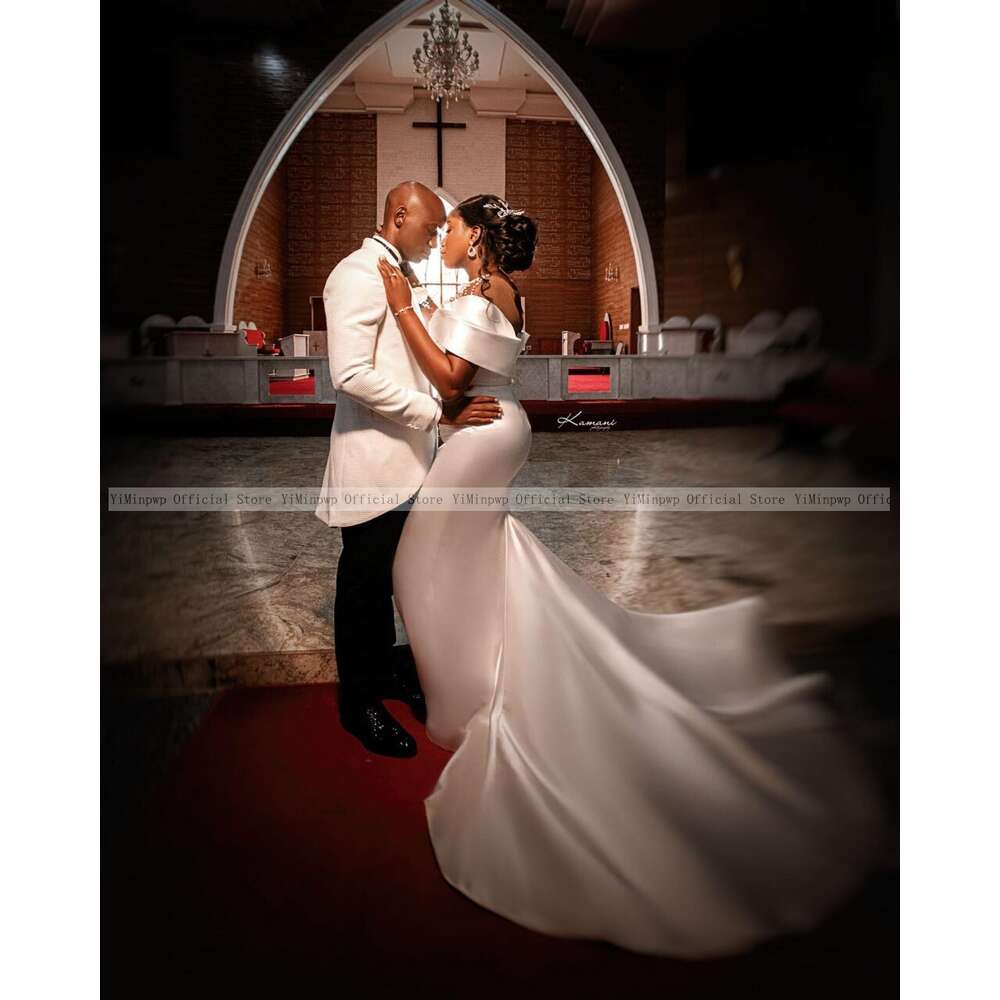 Clean White Mermaid Wedding Dresses for Bride Sheer Neck Sweep Train Pearls Beading Satin Africa Garden Beach Bridal Gowns