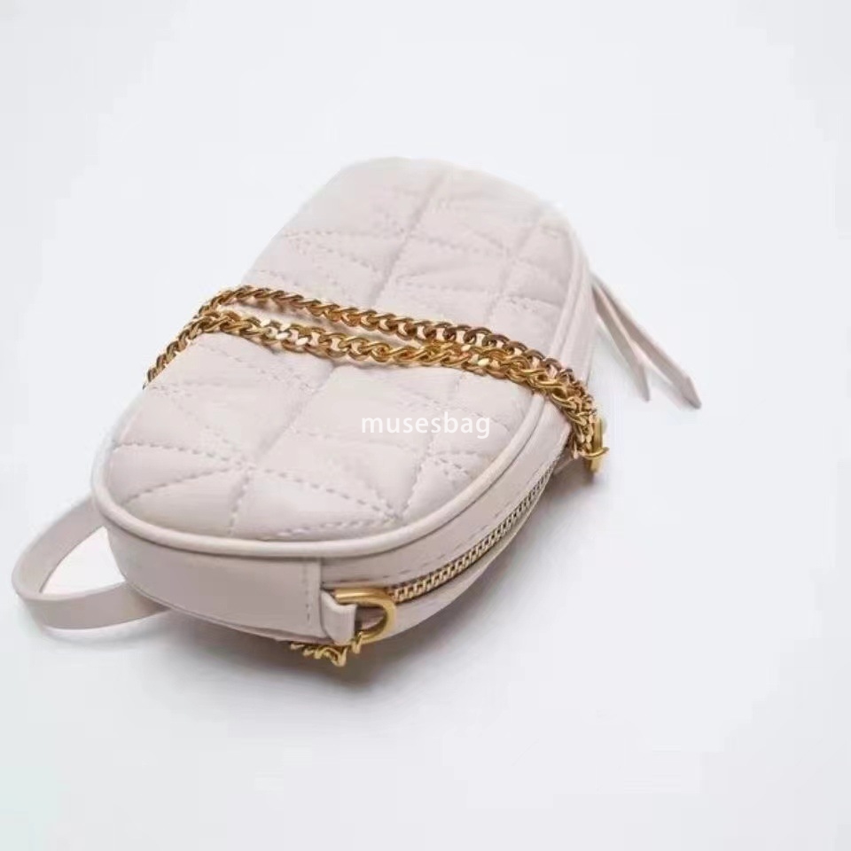 Summer daily outfit new pillow shaped square bag mobile phone bag diamond grid small bag versatile single shoulder crossbody bag mini chain bag