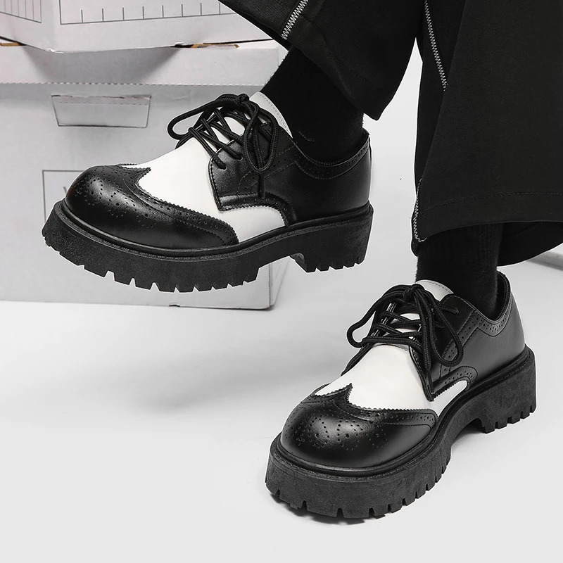 Strongshen mens casual and fashionable shoes handcrafted Brogue leather business shoes mens apartment black and white Oxford formal shoes 240615