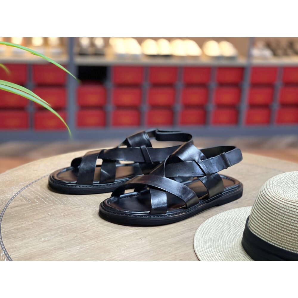 Customized Big Size Summer Genuine Leather Sandals Rubber Eva Slippers for Men