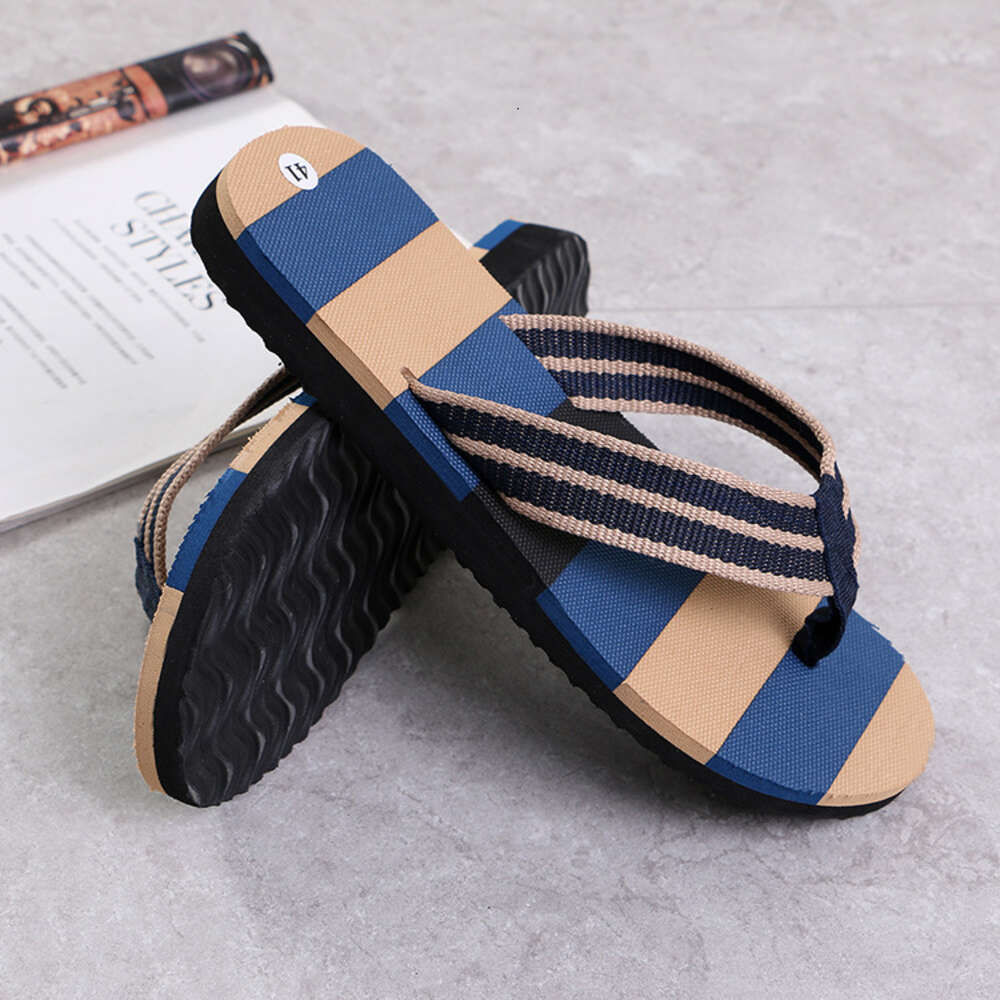 Wholesale Retail Summer Men's Indoor and Outdoor Non-slip Slippers Striped Color Matching Beach Leisure Flip-flops
