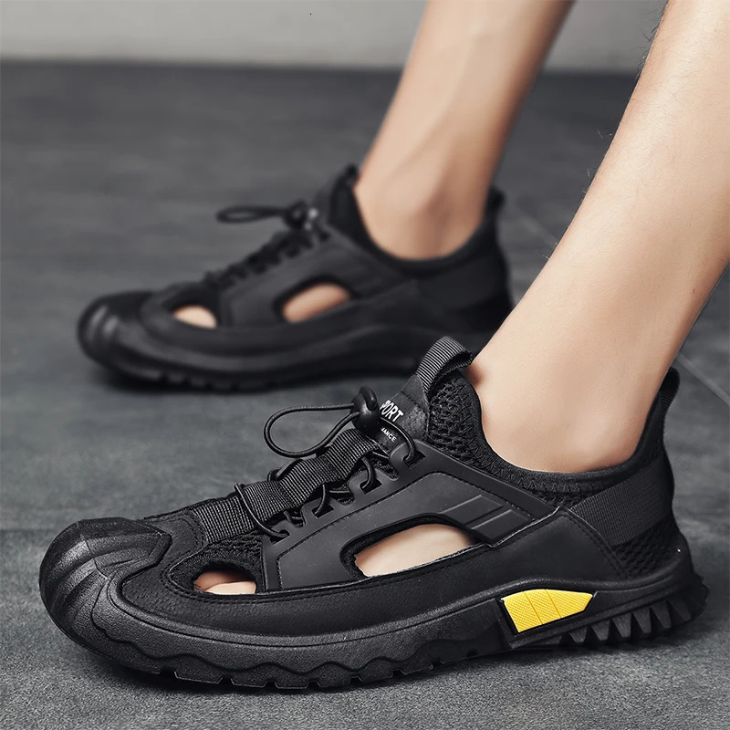 outdoor sandals mens mesh breathable and smooth mens casual shoes summer comfortable beach shoes mens Roman sandals 240615