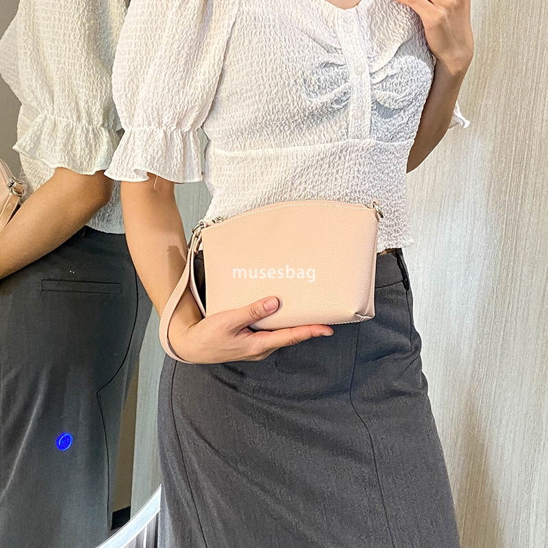 Designer Women's High Quality and Versatile Multi functional Bag Fashionable One Shoulder Handheld Bag Practical Lightweight Large Capacity Cross