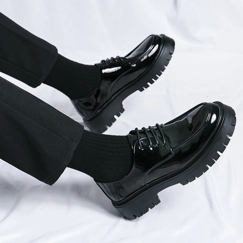 Classic mens wedding shoes thick soled Oxford mens shoes lace up elevator casual shoes arrival club shoes 240615