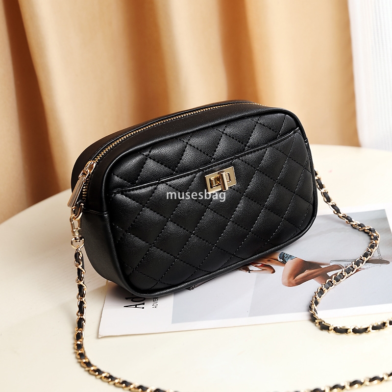 Designer women's high-quality temperament large capacity small sachet fashionable retro multifunctional shoulder bag practical small diamond cros