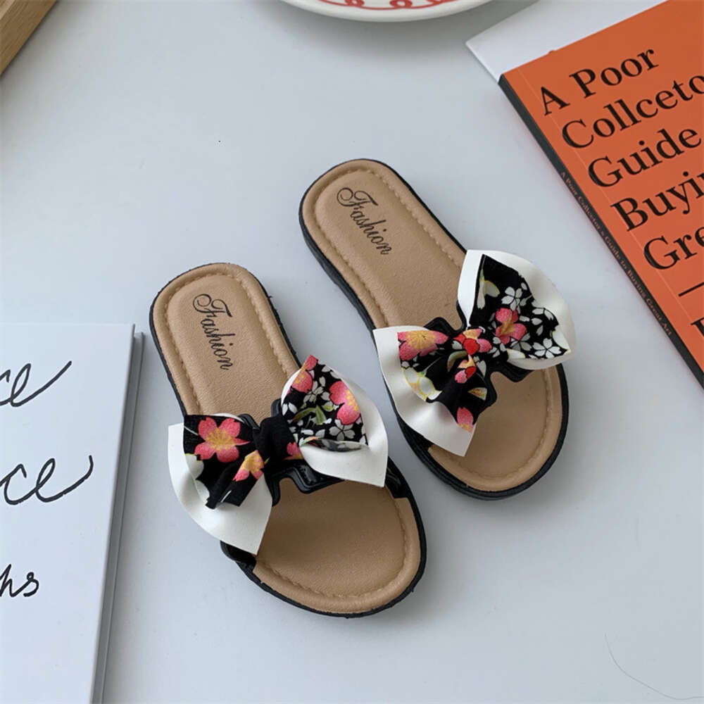 the New Girl's Slippers Outside Fashionable Household Indoor Lovely Bowknot Princess Children Sandals
