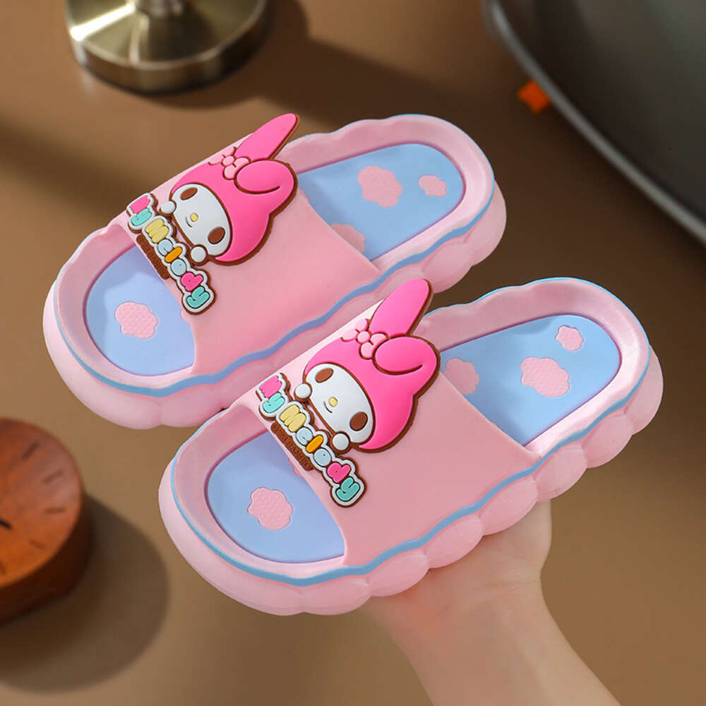 New Arrivals Cute Sanrioes Kuromi My Melody Summer Indoor Home Non-slip Slippers Indoor Outdoor Sandals