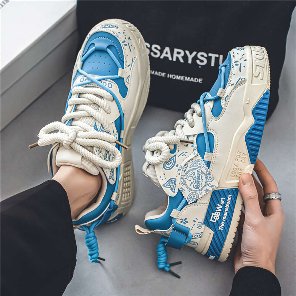 Fashion Men's Skateboard Outdoor Skate Shoes Man Street Platform Casual Sneakers for Men atillas De Hombre