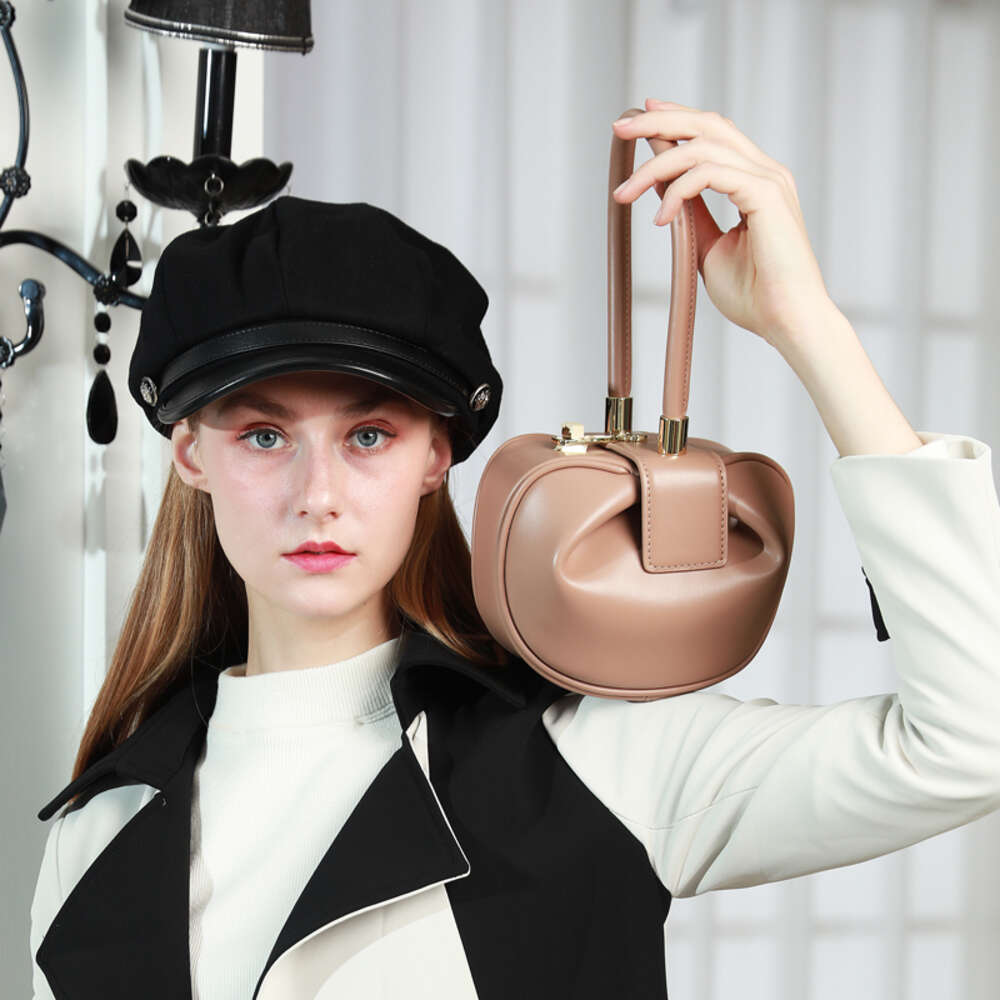 Toptrends Chic Cow Genuine Leather Spherical Small Tote Bag For Women 2024 Trend Designer Party Purse Top Handle Ladies Handbags ddmy 82d5