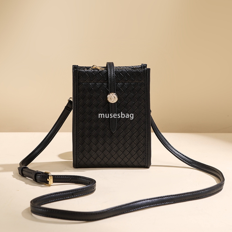 Designer Women's High Quality High end Fashionable Versatile Woven Classic Retro Multi functional Small Bag Mobile Phone Bag One Shoulder Crossbo