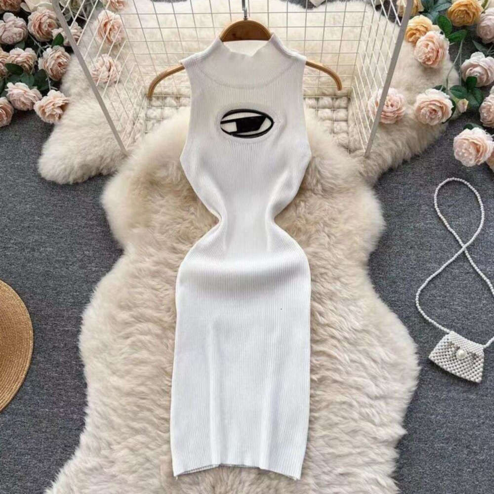 Womens Sexy Hollow Vest Out Dress Sleeveless Tank Top Slim Fit Wrap Hip Knitted New Bodycon Dresses Wrapped Skirt Designer Womandress e