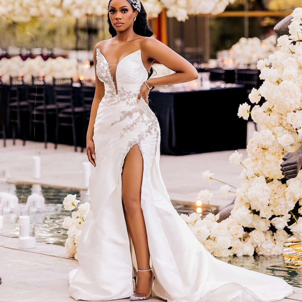 2024 Crystal Mermaid Wedding Dresses for Bride Sweet Heart Side Split Sweep Train African Garden Bridal Gowns vestidos de novia