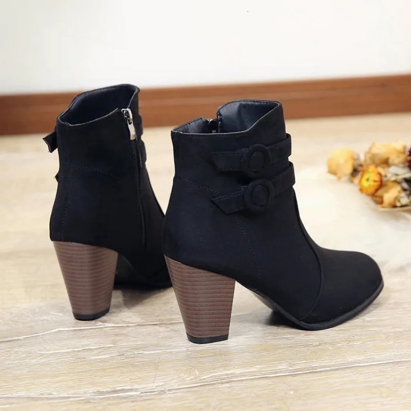 Retro Boots Womens Shoes Square High Heels Womens High Heels Rubber Ankles Womens Solid Platform Short Boots 240615