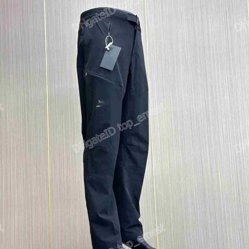 Designer Men Pants Outdoor ARC Sports Straight Softshell Pants VElLANCE Men Sweatpants Arc Pants Ply Plastic Cargo Pantses Nylon Waterproof Sports Trousers