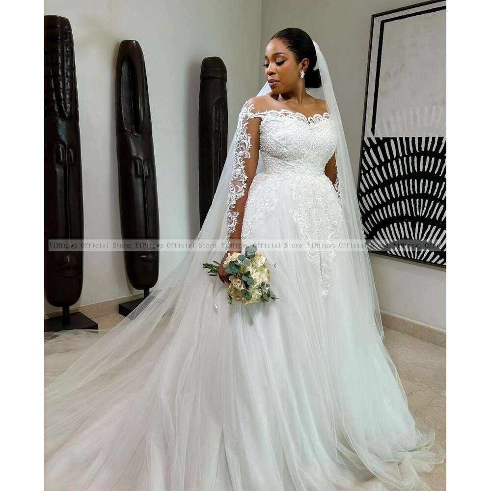 Spring Wedding Dresses for Bride Sheer Neck A e Button Closure Tulle Appliques African Garden Beach Bridal Gowns Plus Size