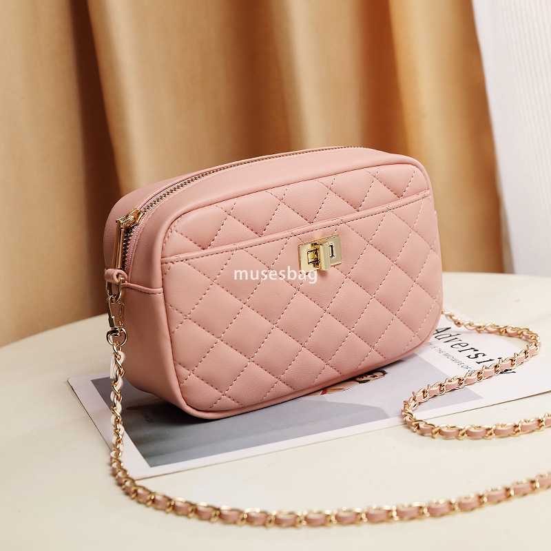Designer women's high-quality temperament large capacity small sachet fashionable retro multifunctional shoulder bag practical small diamond cros