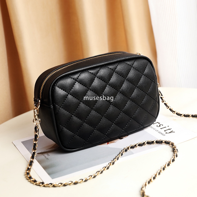 Designer women's high-quality temperament large capacity small sachet fashionable retro multifunctional shoulder bag practical small diamond cros