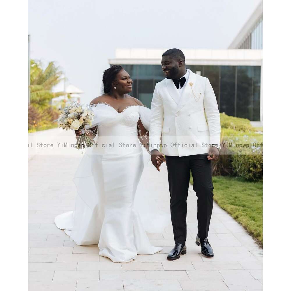 2024 Plus Size Mermaid special Dresses Sheer Neck Long Sleeve Sweep Train Appliques Africa Bridal Gowns vestidos de novia