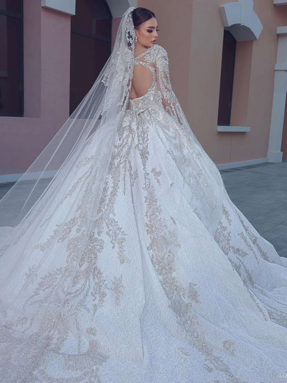 Romantic Sweetheart Neck Bridal Dress Sparkly Beads Sequins Wedding 2024 Ball Gown Long Bride Robe Vestido De Novia