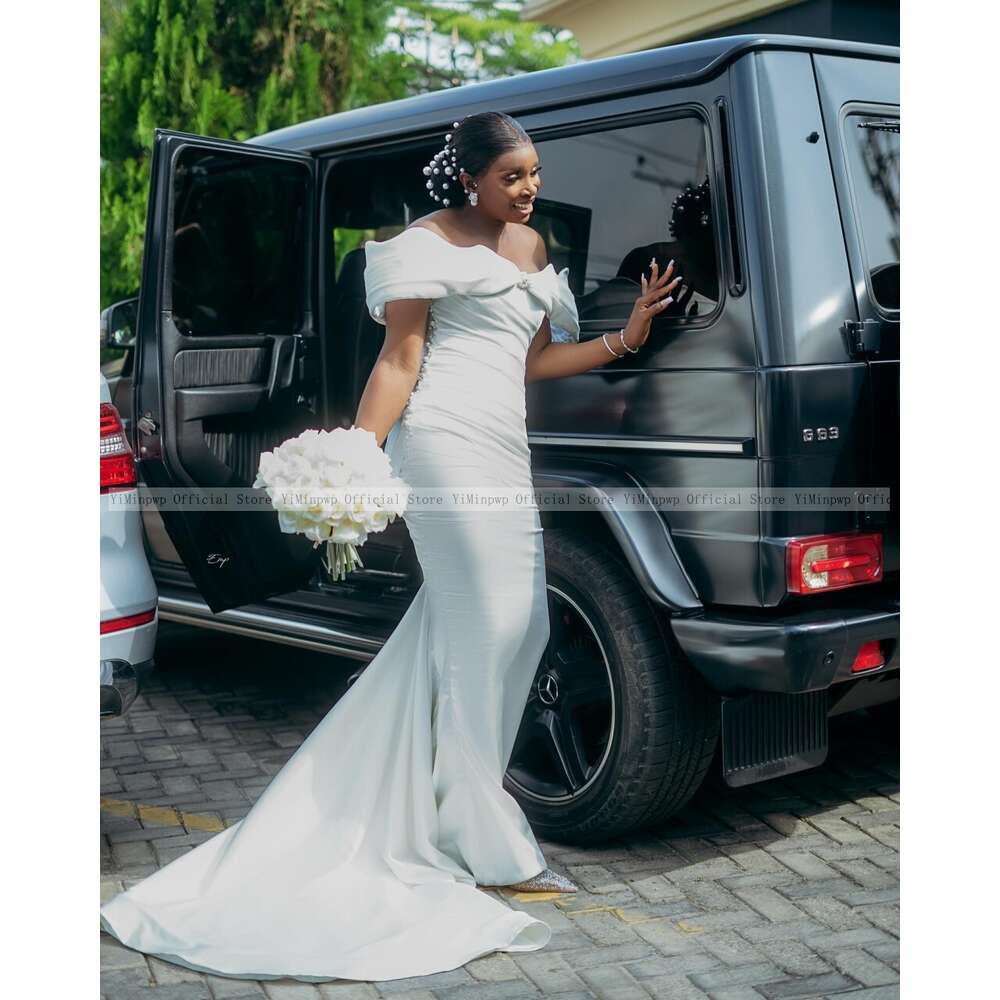 Summer Satin Mermaid Wedding Dresses for Bride Off Shoulder Corset Sweep Train Pearls Pleats Africa Garden Country Bridal Gowns