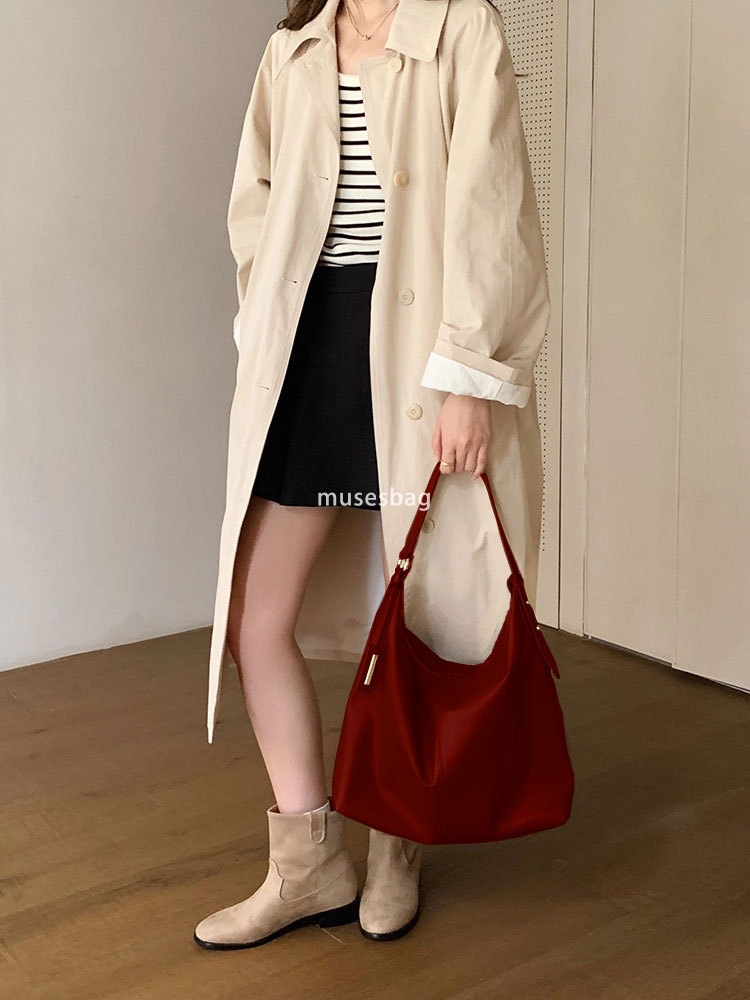 High quality women's designer red bridal bag classic retro multifunctional large capacity tote bag high-end feeling westernized shoulder bag wedd