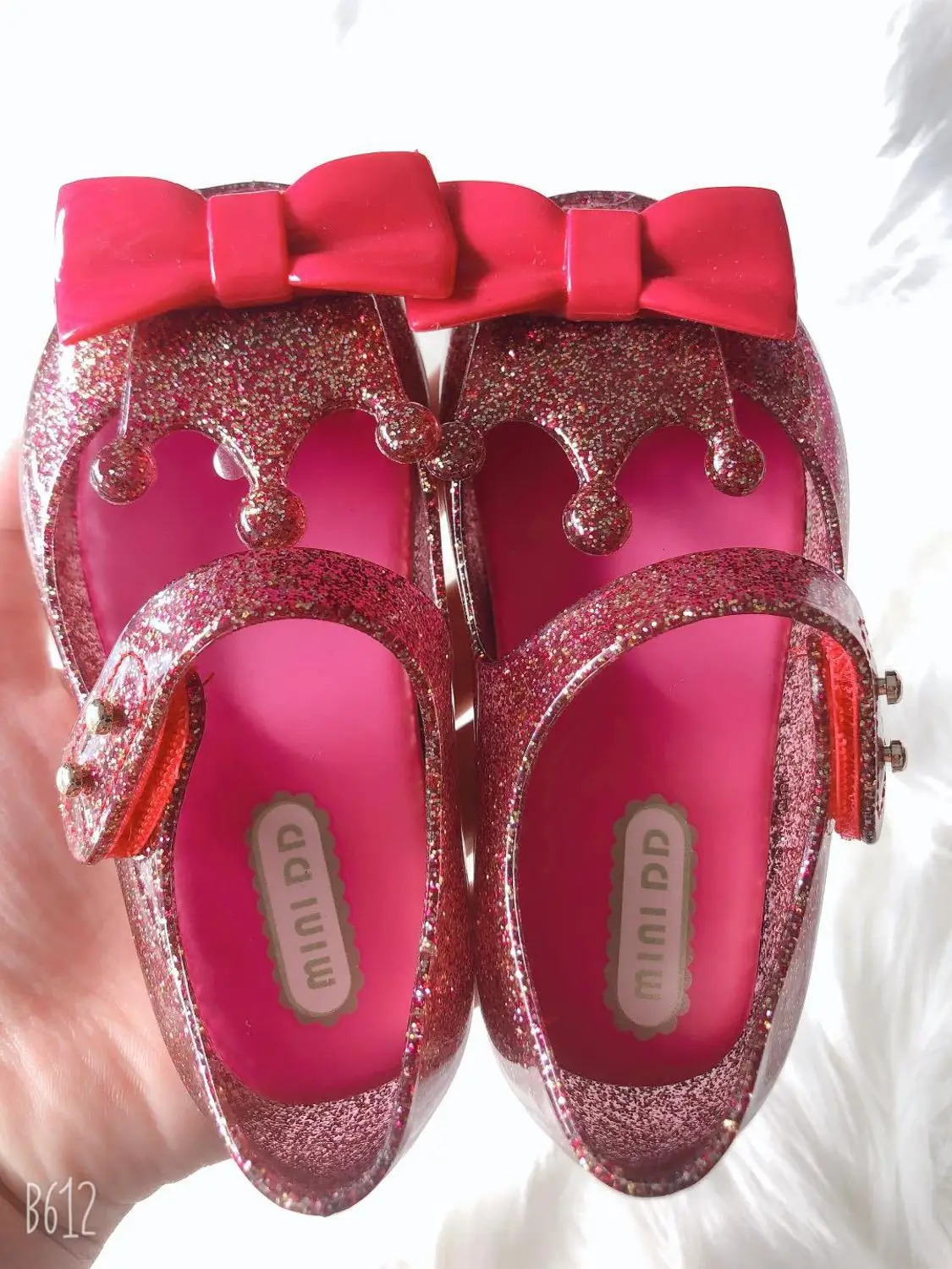 Color High Quality Kids Girls MINI DD Retro shoes Children Sparkle Crown Sandals Kids Baby Candy shoes Jelly shoes SH19109 240618