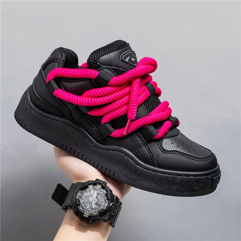 Sneakers for Men Tennis Retro Y2K Bread Hip-Hop Punk Skateboard Shoes Male Sneakers Couple Outdoor Sport Casual Shoes 240618