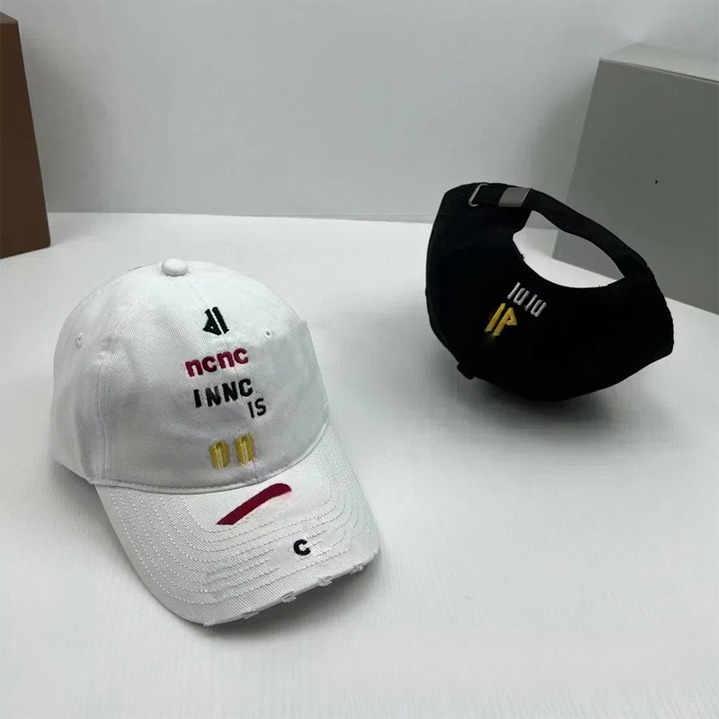 Ball Caps Luxury Mens Cap Casual Embroidered Street Baseball Cap Fashion Women Outdoor Sun Protection Hat